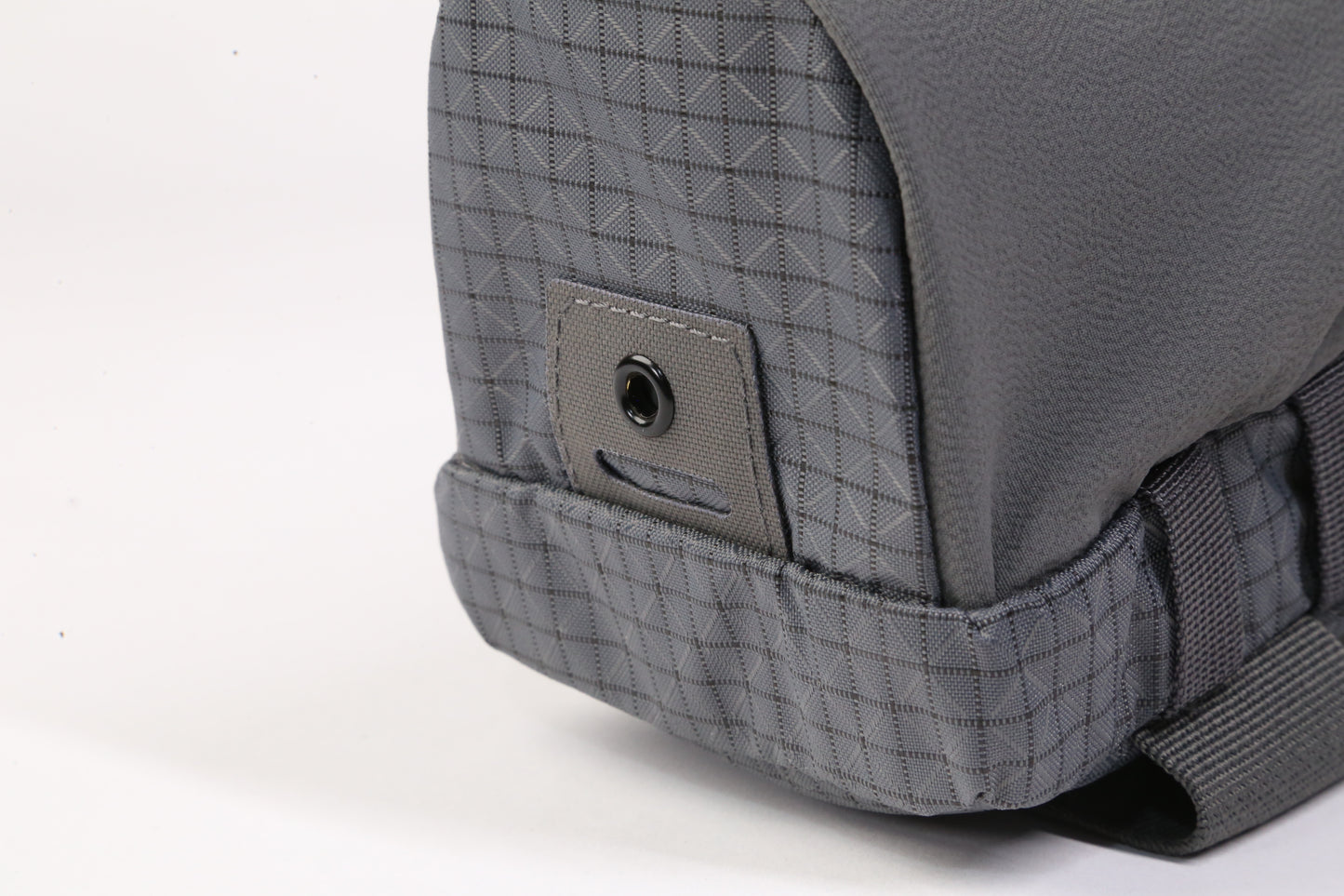 Huggie pouch